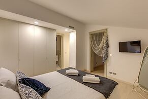 Trevi Miracle Suite