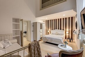 Trevi Miracle Suite
