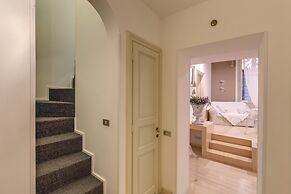 Trevi Miracle Suite