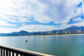 DoubleTree by Hilton Qingdao Oriental Movie Metropolis