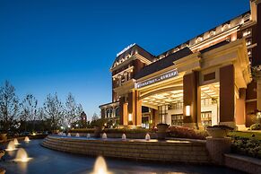 DoubleTree by Hilton Qingdao Oriental Movie Metropolis