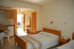 Nicos & Olympia Apartments