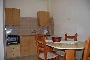 Nicos & Olympia Apartments