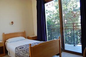 Nicos & Olympia Apartments