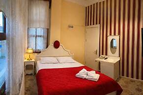 Yalı Hotel