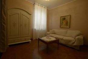Villa Marisa bed breakfast and books
