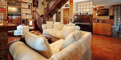 Villa Marisa bed breakfast and books