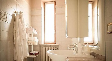 Villa Marisa bed breakfast and books