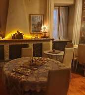 Villa Marisa bed breakfast and books