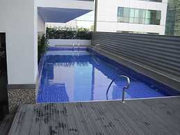 Premium Residence The Currency Ortigas