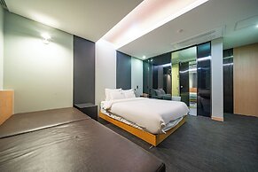 Louis Boutique Hotel
