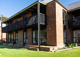 Duvauchelle Seaside Motel