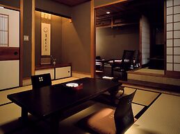 Yuzuya Ryokan