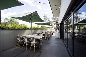 The Windsor Castle Hotel