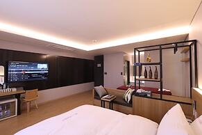 Suwon Saint Hotel