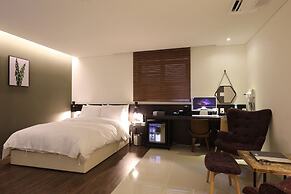 Suwon Saint Hotel