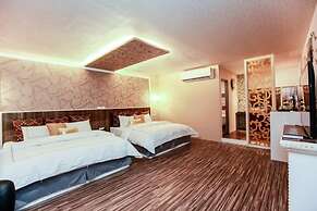 The Tiles Garden B&B