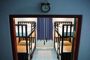 Wayla Hostel - Adults Only