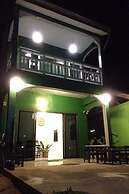 Wayla Hostel - Adults Only