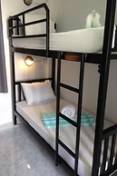 Wayla Hostel - Adults Only