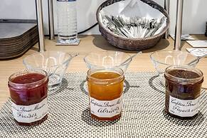 Le Nautica by Akena Hotels