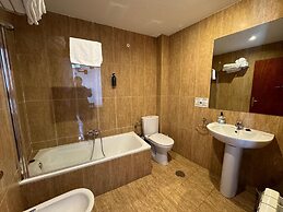 Hospedium Hotel La Fuente