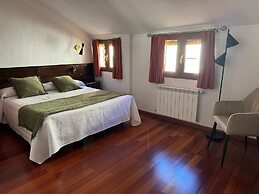 Hospedium Hotel La Fuente