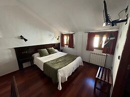 Hospedium Hotel La Fuente