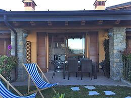 Belvedere Apartment with Garden