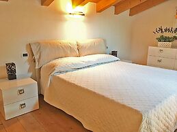 Belvedere Apartment with Garden