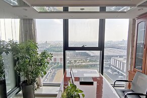 Railway Station Splendid Elegant Apartment