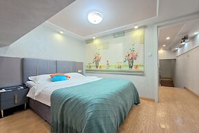 Railway Station Splendid Elegant Apartment