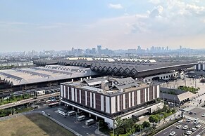 Railway Station Splendid Elegant Apartment