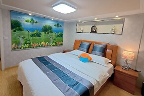 Railway Station Splendid Elegant Apartment