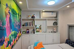 Railway Station Splendid Elegant Apartment