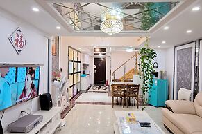 Railway Station Splendid Elegant Apartment