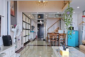 Railway Station Splendid Elegant Apartment