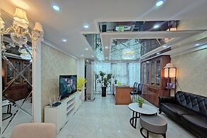Railway Station Splendid Elegant Apartment