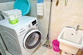 Railway Station Splendid Elegant Apartment