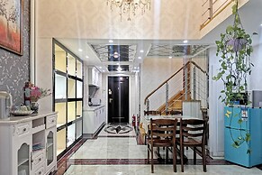 Railway Station Splendid Elegant Apartment