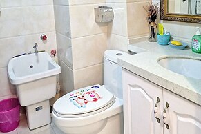 Railway Station Splendid Elegant Apartment