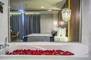 Stay with Nimman Chiang Mai