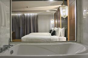 Stay with Nimman Chiang Mai