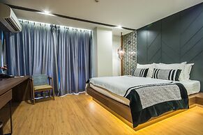 Stay with Nimman Chiang Mai