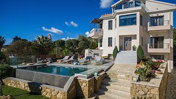 Pasithea Elegant Villa