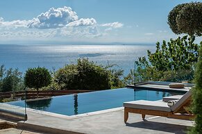 Pasithea Elegant Villa