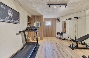 Pasithea Elegant Villa