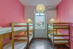 Adriatic Hostel - Youth Only