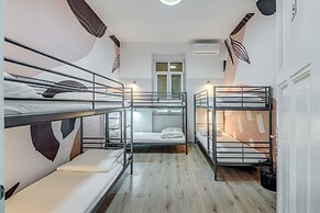 Hostel Colors of Adriatic - Youth Only