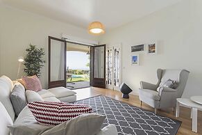 Vila Eucalipto by An Island Apart